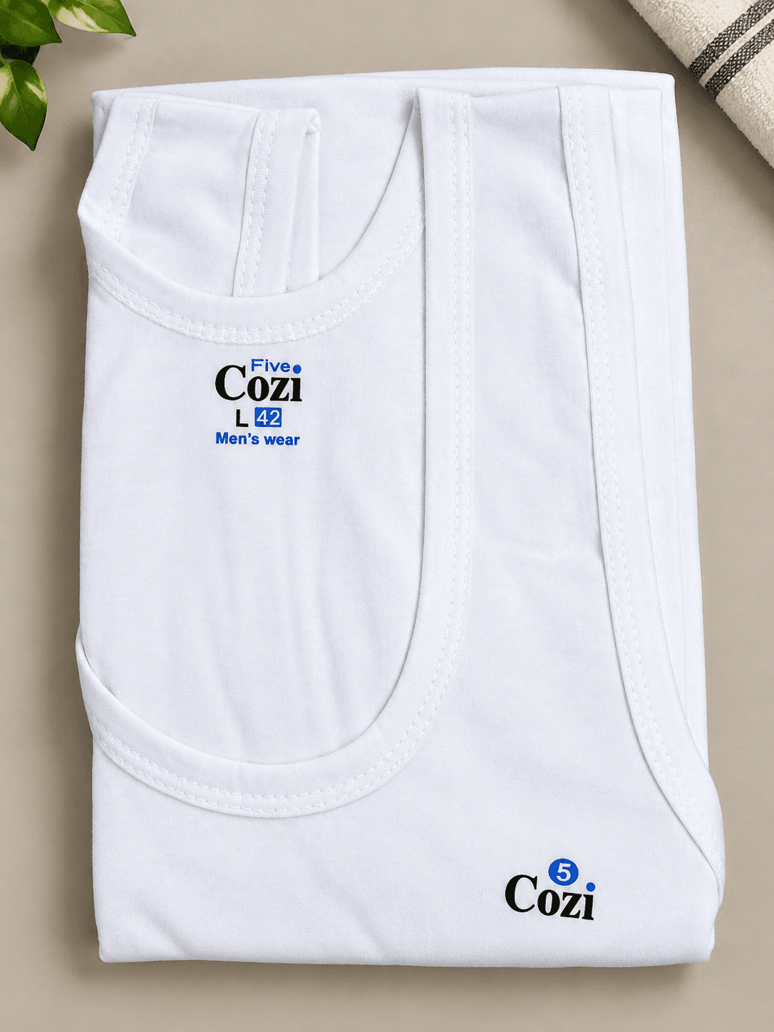 Men Vest in Fold with proper branding